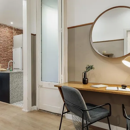 Malang - 2 Bedrooms With Terrace In Gracia 아파트 *